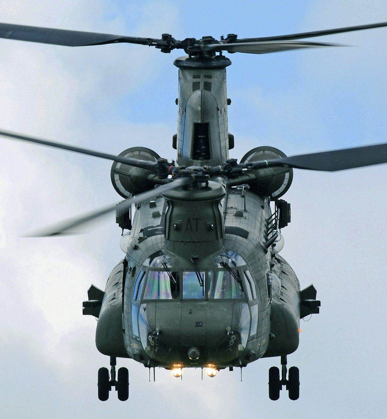 Un elicopter militar rusesc Mi-8 a intrat scurt în spaţiul aerian al Poloniei, stat NATO
